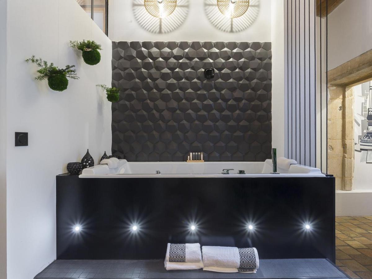 Host Inn - Coeur Vieux Lyon & Spa Екстериор снимка